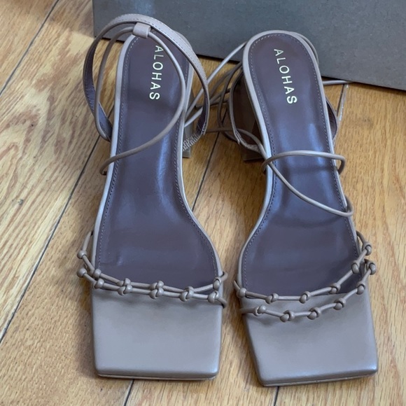 ALOHAS juniper Sandal in Camel, EU: Size 38 - Picture 10 of 14